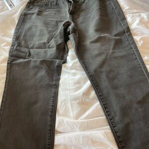 NWT universal thread, high-rise, straight, black jeans